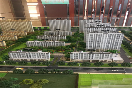 城东丰和名都电梯房4楼，2室2厅1卫76万92m2出售